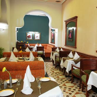 Hotel Gulmor LUDHIANA, Ludhiana 5